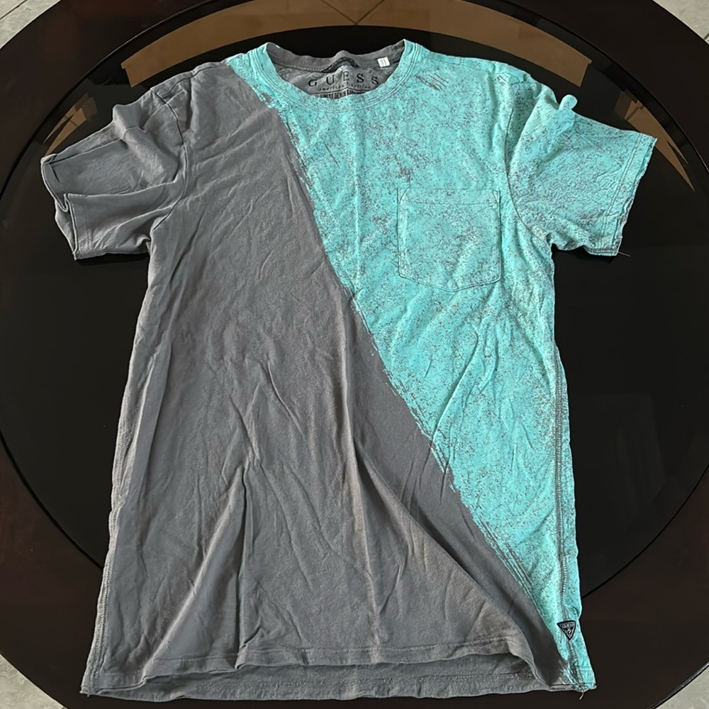 Mens Guess tshirt